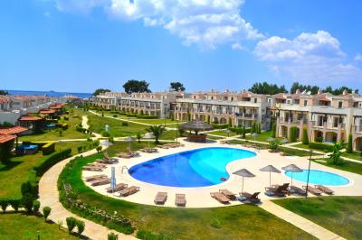 Villa For sale in Didim, Aydin, Turkey - Altinkum